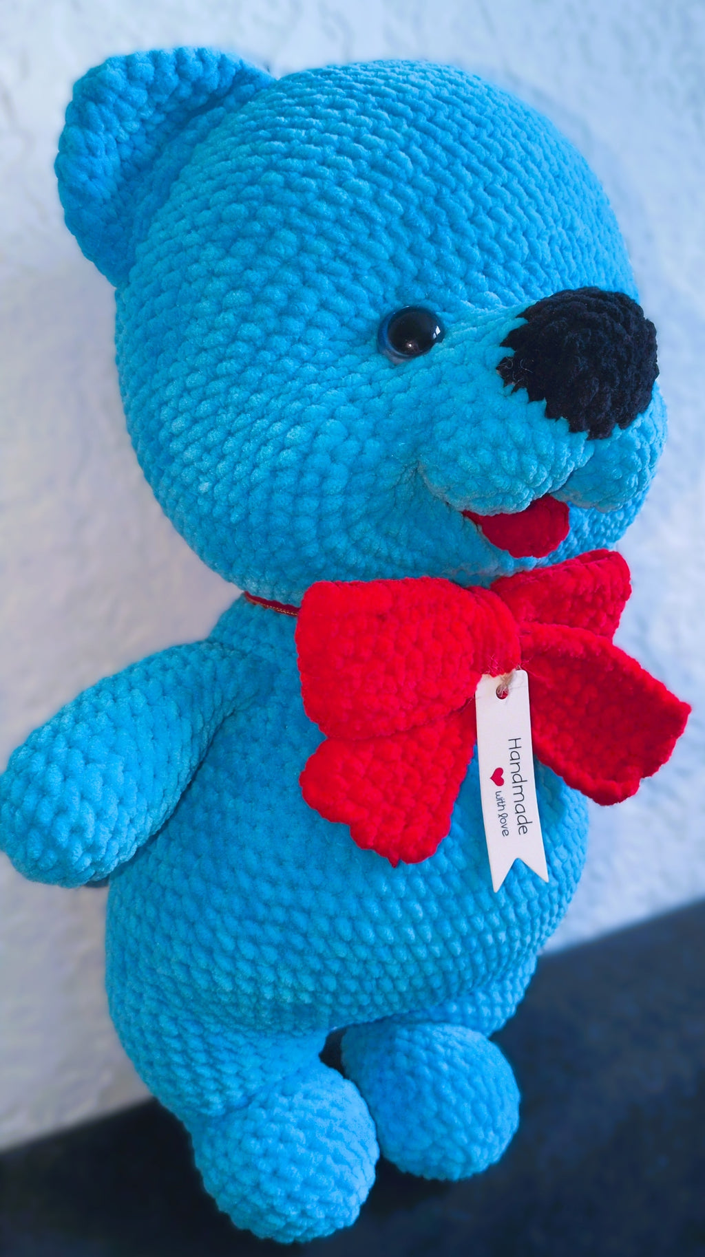 Handmade Amigurumi Bear – Soft Crochet Toy for Kids and Gifts